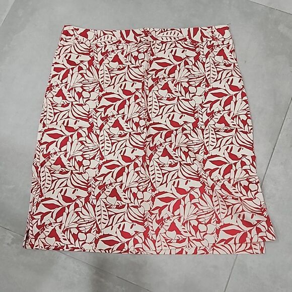 GAP Skirt - Picture 2 of 4